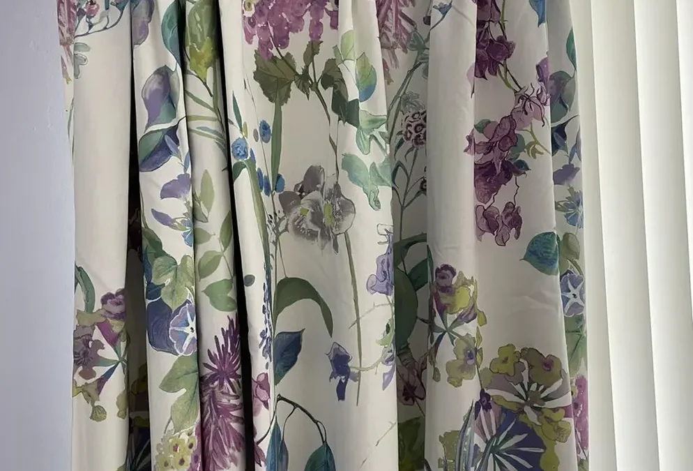 How to Choose the Right Curtains for Living Rooms, Bedrooms and Dining Areas?